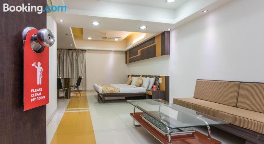 Hotel Grand Suites إندور المظهر الخارجي الصورة