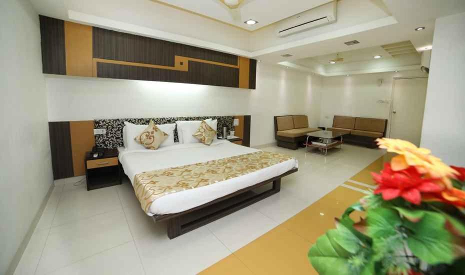 Hotel Grand Suites إندور المظهر الخارجي الصورة