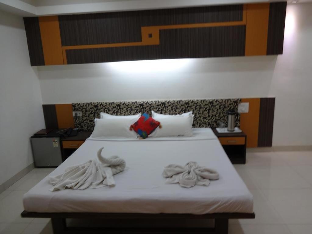 Hotel Grand Suites إندور المظهر الخارجي الصورة
