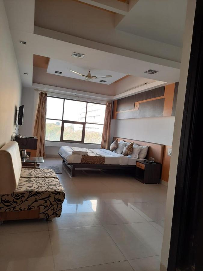 Hotel Grand Suites إندور المظهر الخارجي الصورة