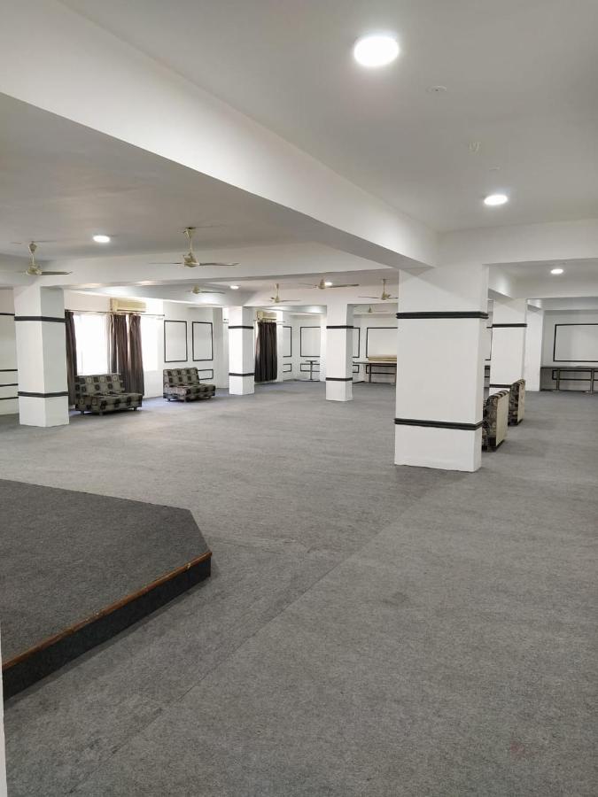 Hotel Grand Suites إندور المظهر الخارجي الصورة