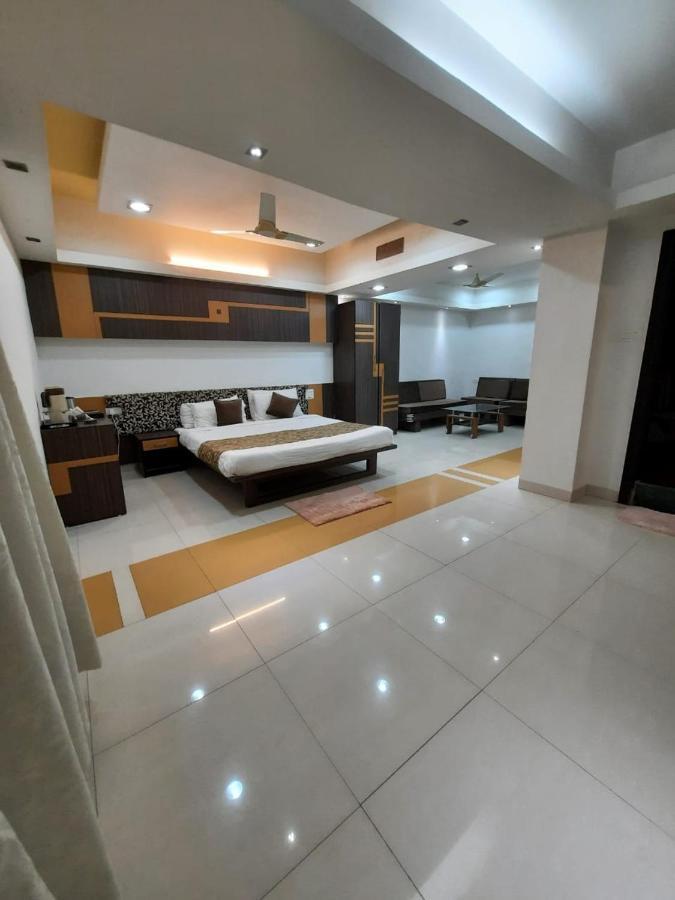 Hotel Grand Suites إندور المظهر الخارجي الصورة